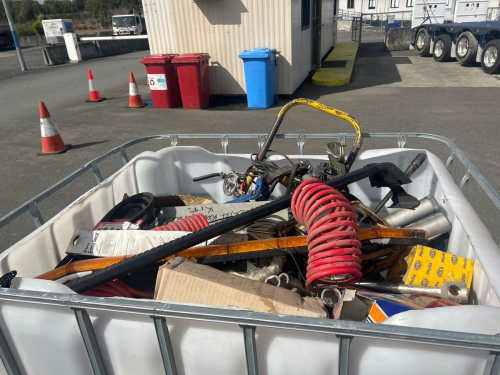 slide-items-1