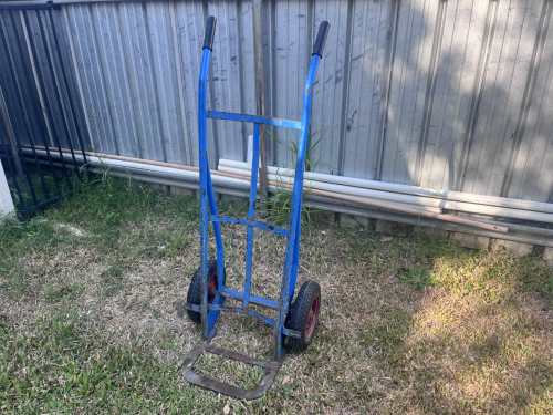 slide-items-0