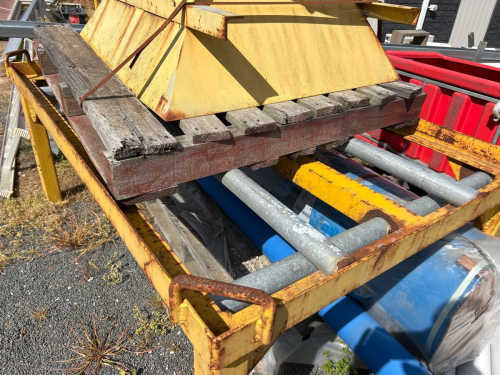 slide-items-3