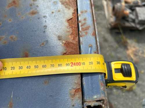 slide-items-3