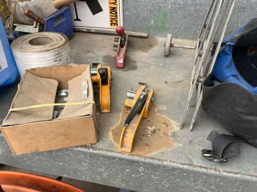 slide-items-4