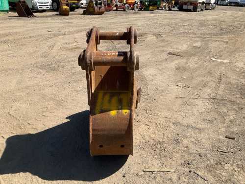 slide-items-3