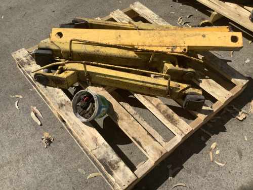 slide-items-3