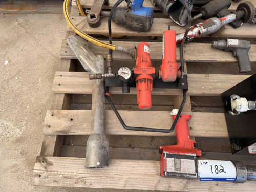 slide-items-3