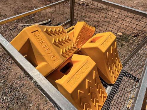 slide-items-1