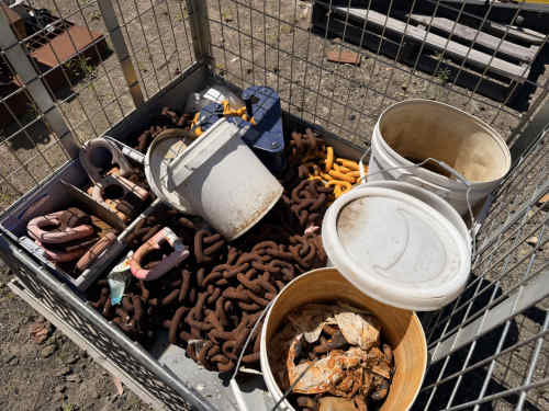 slide-items-1
