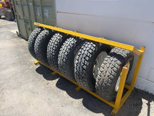 slide-items-4
