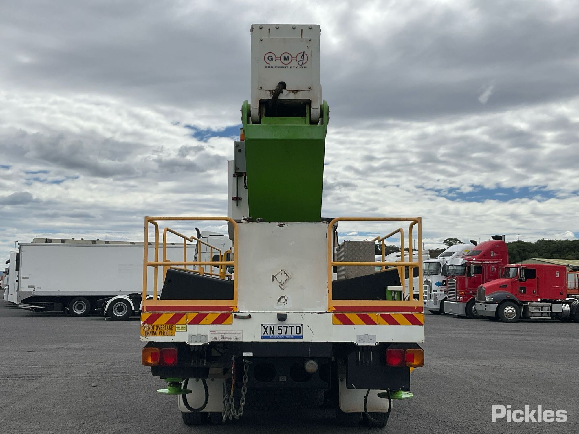 Vehicle photo