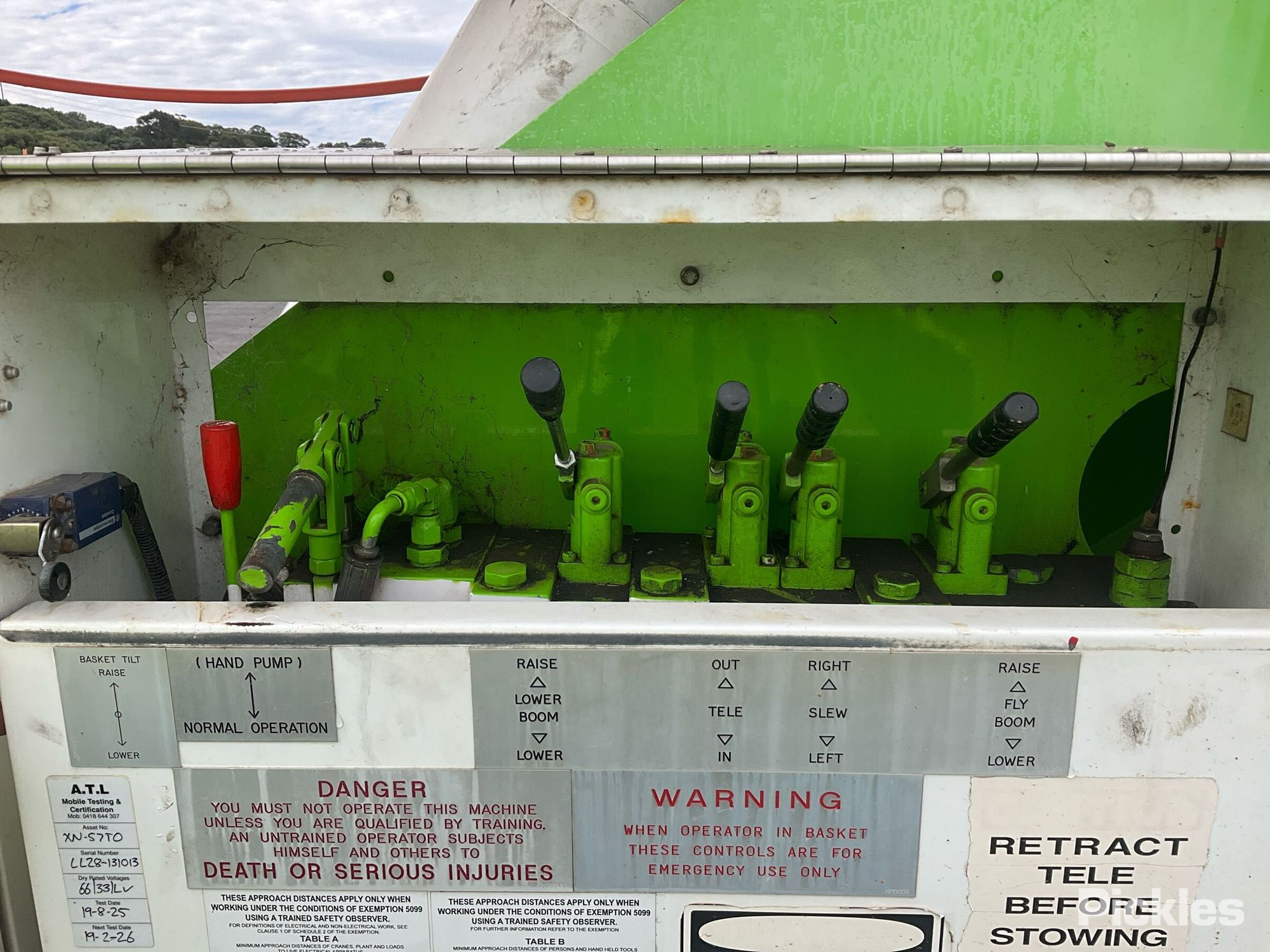 Vehicle photo