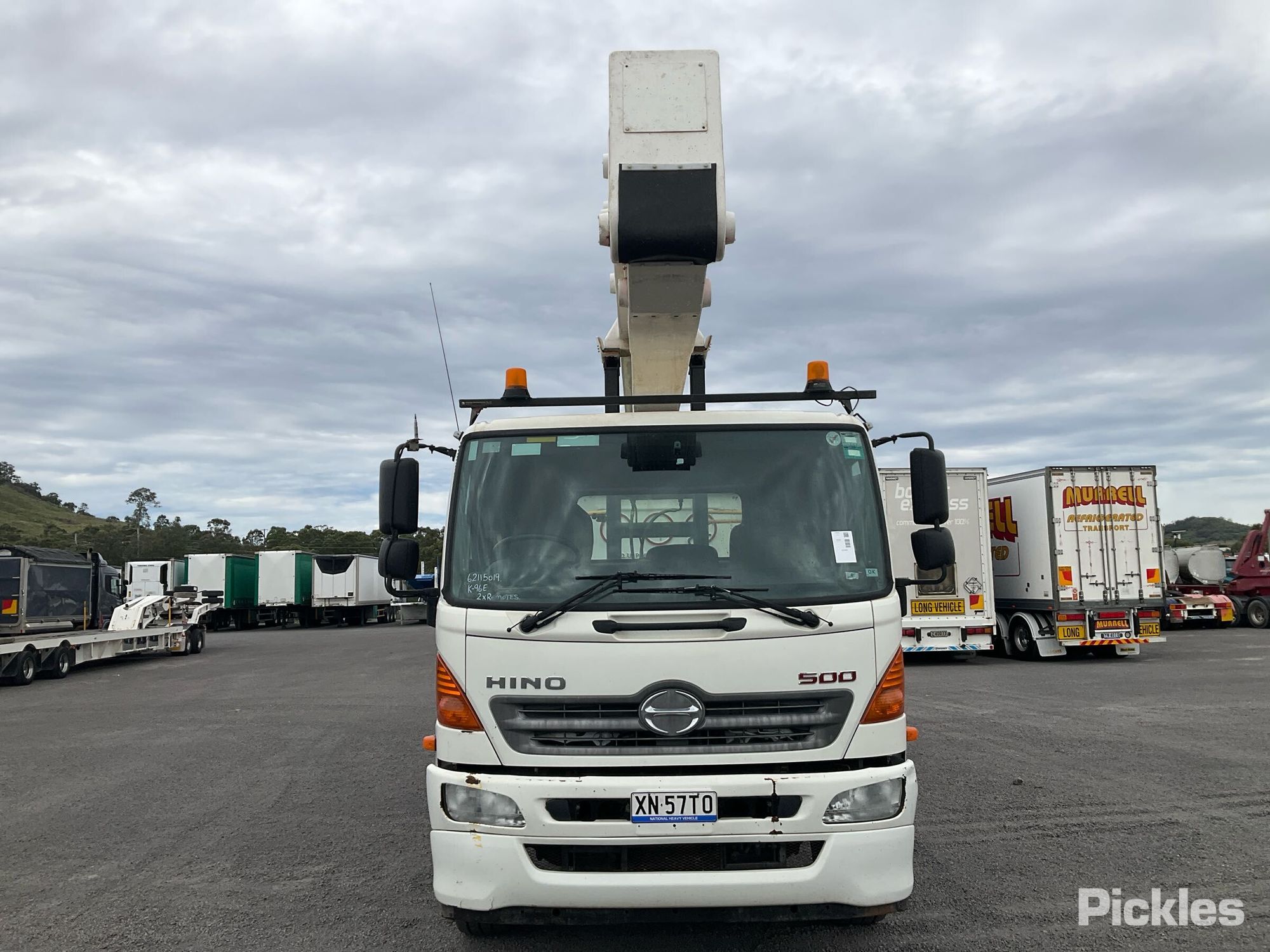 Vehicle photo