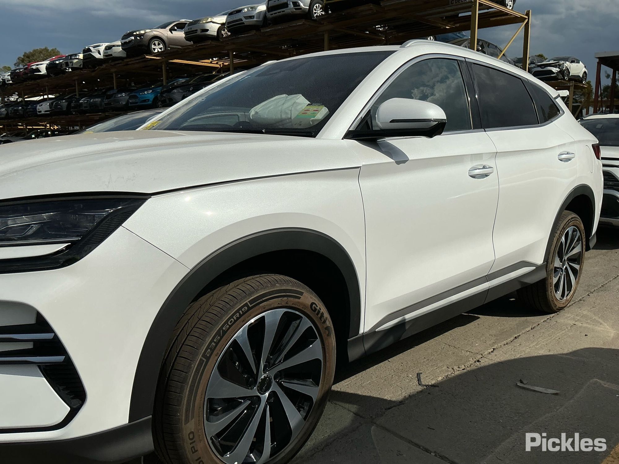 Vehicle photo