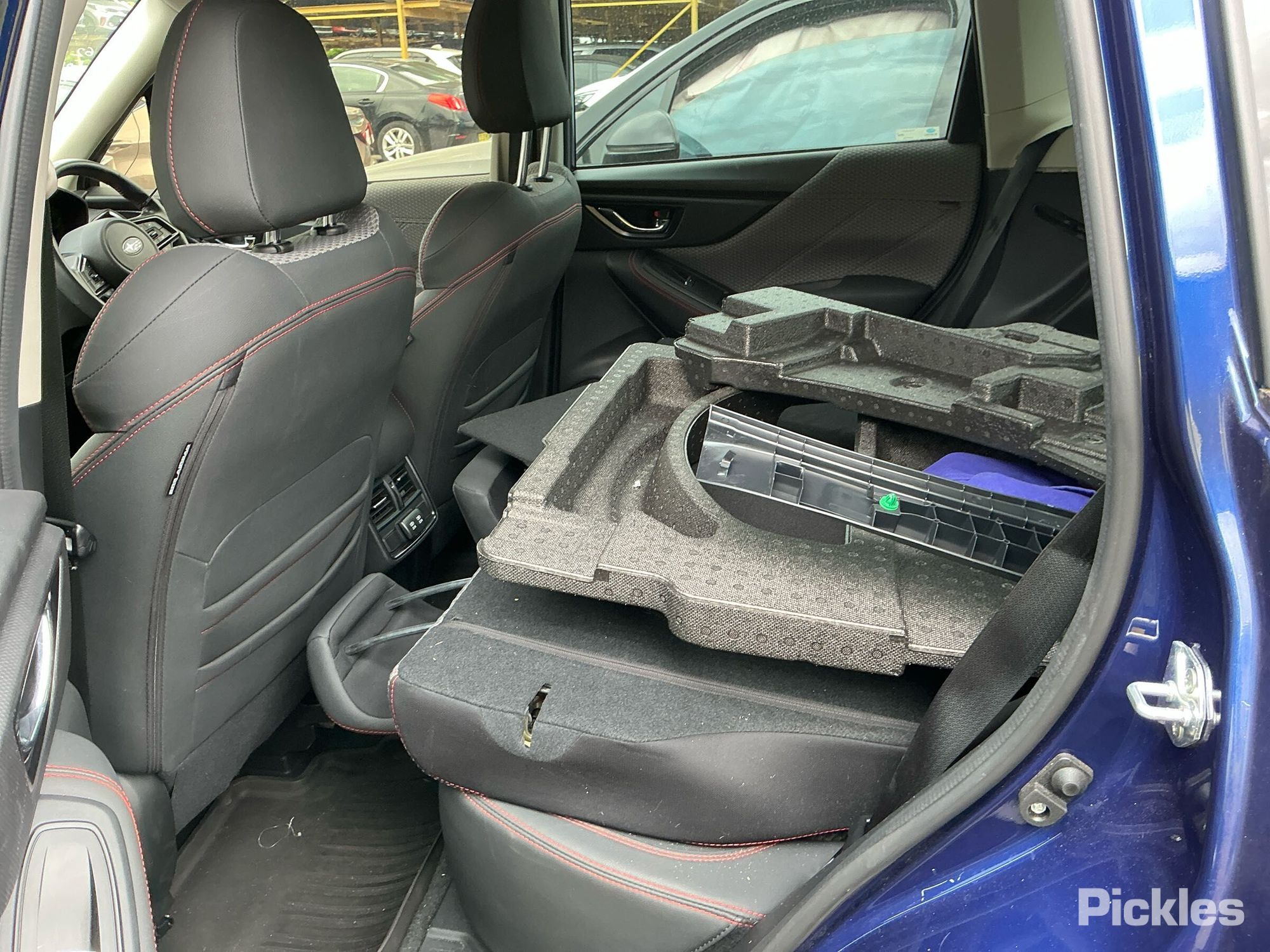 Vehicle photo