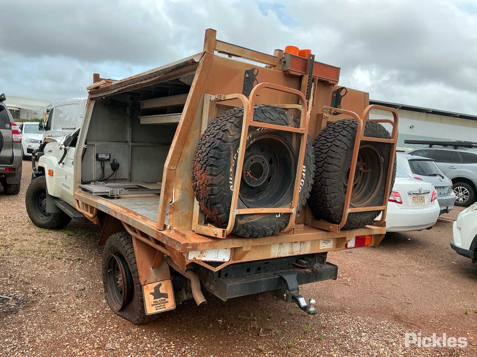 Vehicle photo