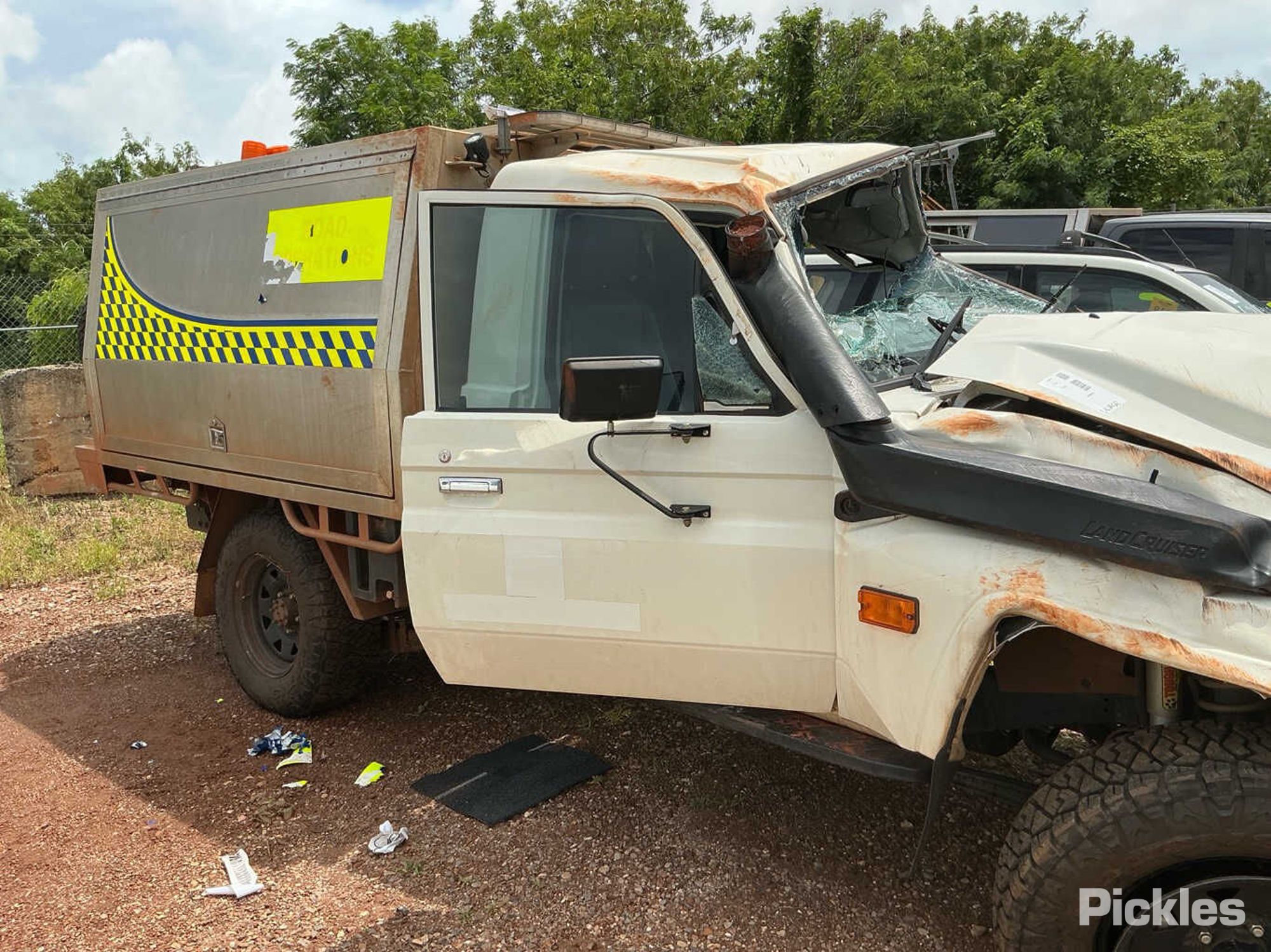 Vehicle photo