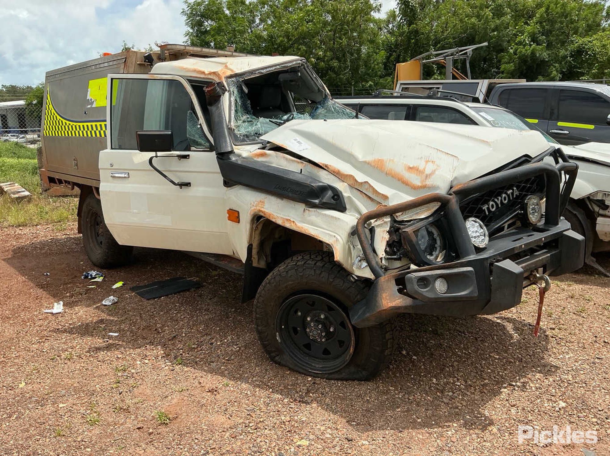 Vehicle photo