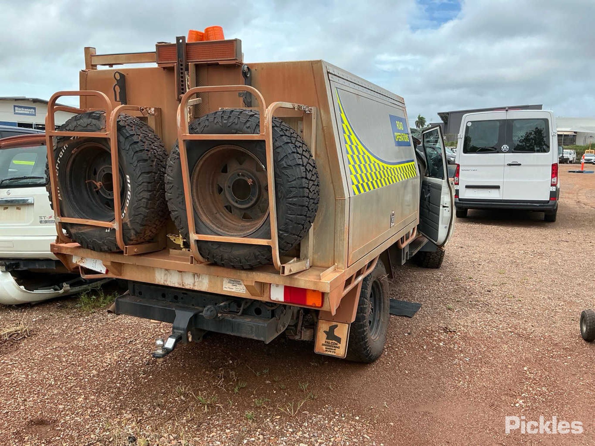Vehicle photo